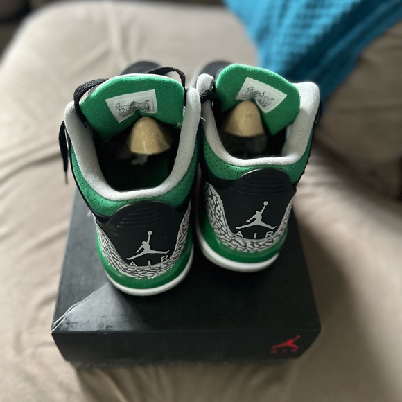 Retro 3 Air Jordans black/green and white 6.5y.